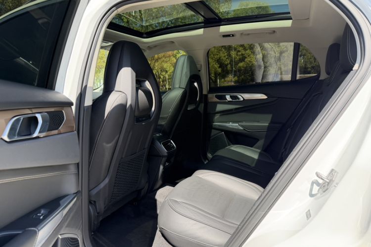 Used Lynk & Co 01 2017 2.0T Two-Wheel Drive Pro Edition Interior 2