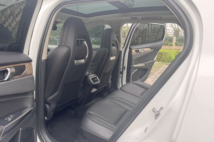 Used Lynk & Co 01 2017 2.0T Two-Wheel Drive Pro Edition Interior 2