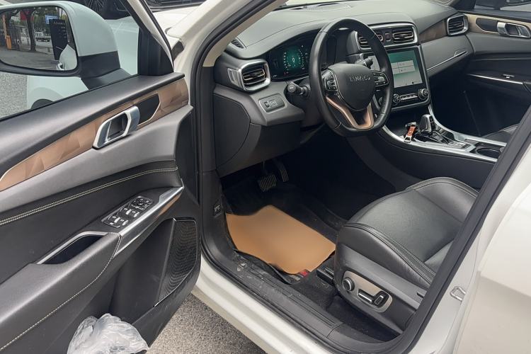 Used Lynk & Co 01 2017 2.0T Two-Wheel Drive Pro Edition Interior 2