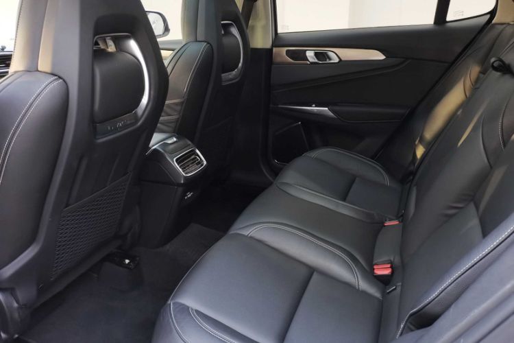 Used Lynk & Co 01 2017 2.0T Two-Wheel-Drive Version Interior 2