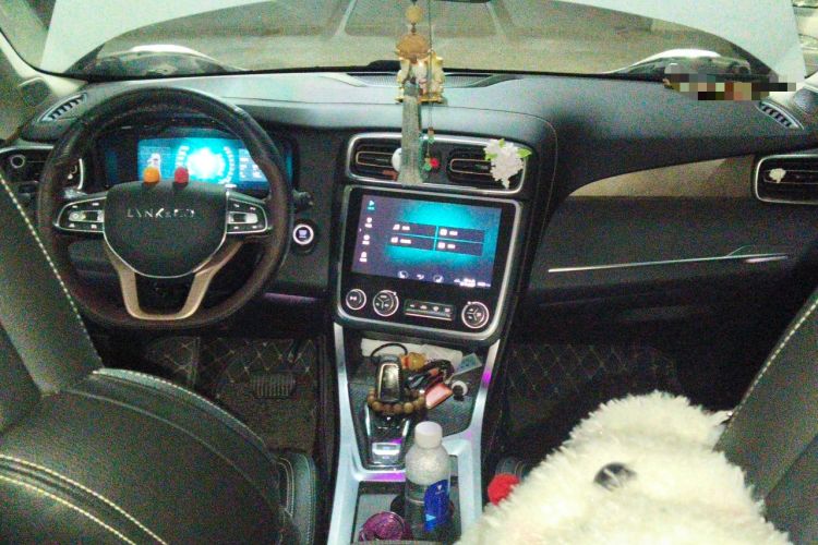 Used Lynk & Co 01 2017 2.0T Two-Wheel Drive Pro Edition Interior 2