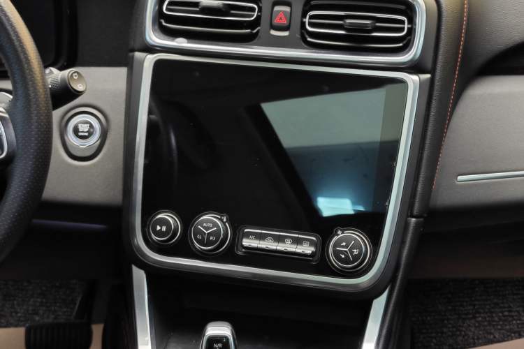 Used Lynk & Co 01 2017 2.0T Four-Wheel Drive Pro Edition Interior 5