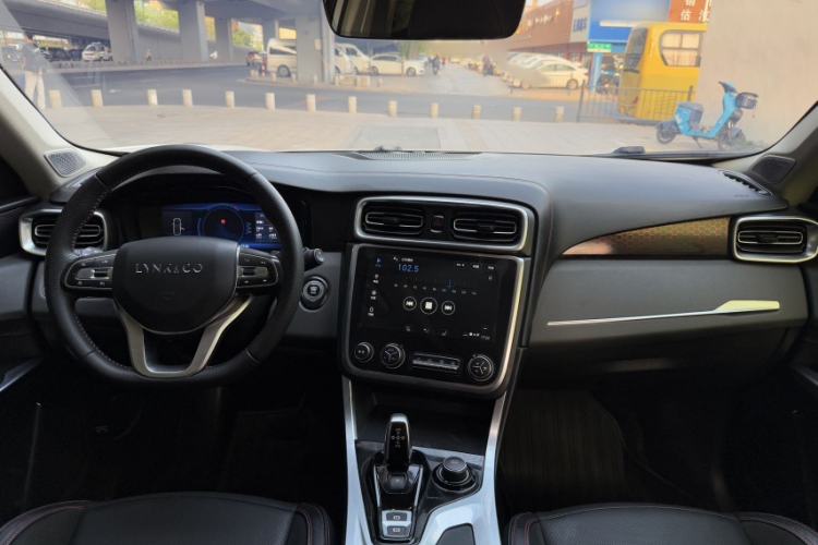 Used Lynk & Co 01 2017 2.0T Four-Wheel Drive Pro Edition Interior 6