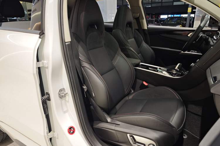 Used Lynk & Co 01 2017 2.0T Four-Wheel Drive Pro Edition Interior 7