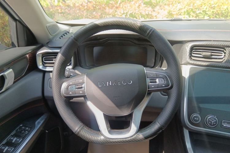 Used Lynk & Co 01 2017 2.0T Four-Wheel Drive Pro Edition Interior 7