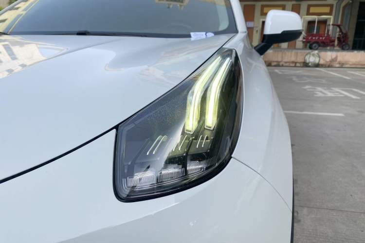 Used Lynk & Co 01 2017 2.0T Two-Wheel Drive Pro Edition Left Front Headlight