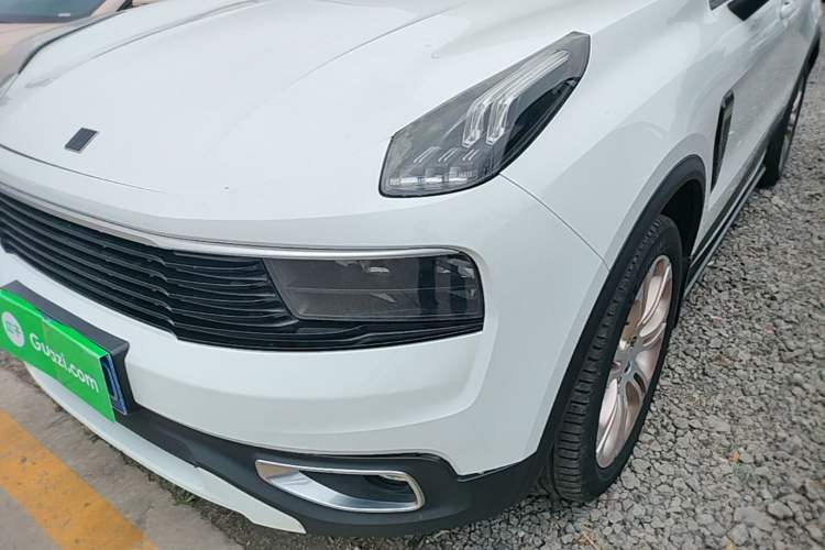 Used Lynk & Co 01 2017 2.0T Two-Wheel Drive Pro Edition Left Front Headlight