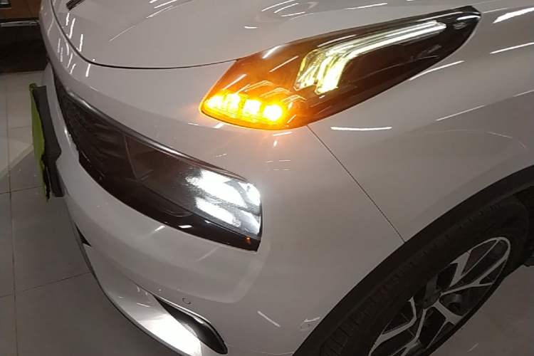 Used Lynk & Co 01 2017 2.0T Four-Wheel Drive Pro Edition Left Front Headlight