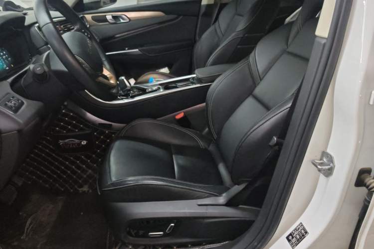 Used Lynk & Co 01 2017 2.0T Two-Wheel-Drive Version Left Front Seat