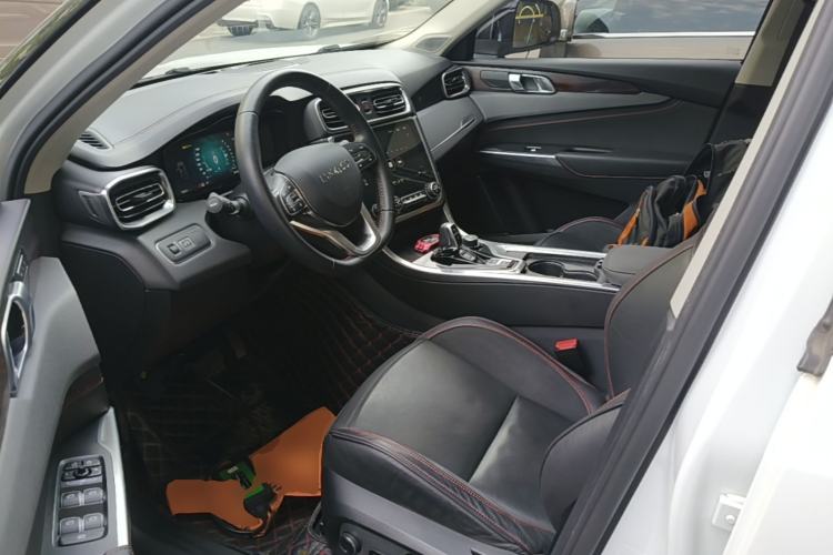 Used Lynk & Co 01 2017 2.0T Four-Wheel Drive Pro Edition Left Front Seat