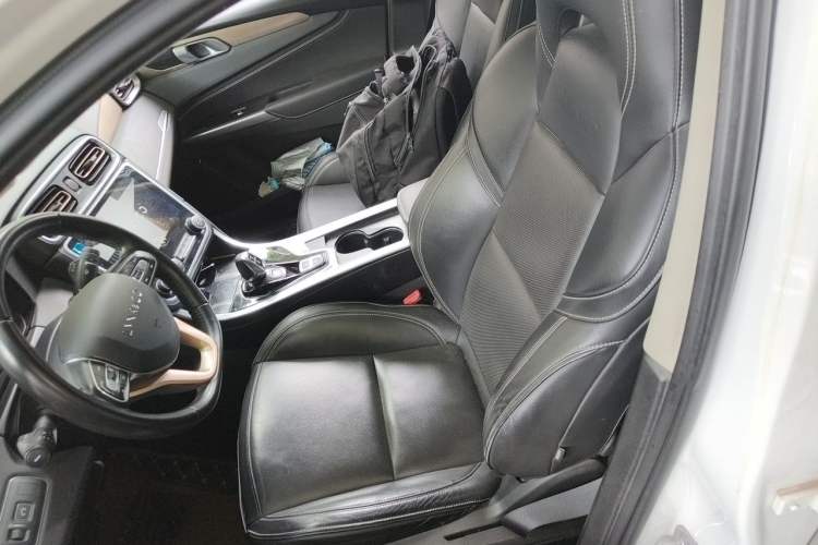Used Lynk & Co 01 2017 2.0T Two-Wheel Drive Pro Edition Left Front Seat
