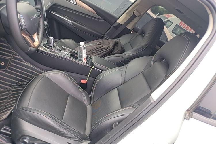 Used Lynk & Co 01 2017 2.0T Two-Wheel Drive Pro Edition Left Front Seat
