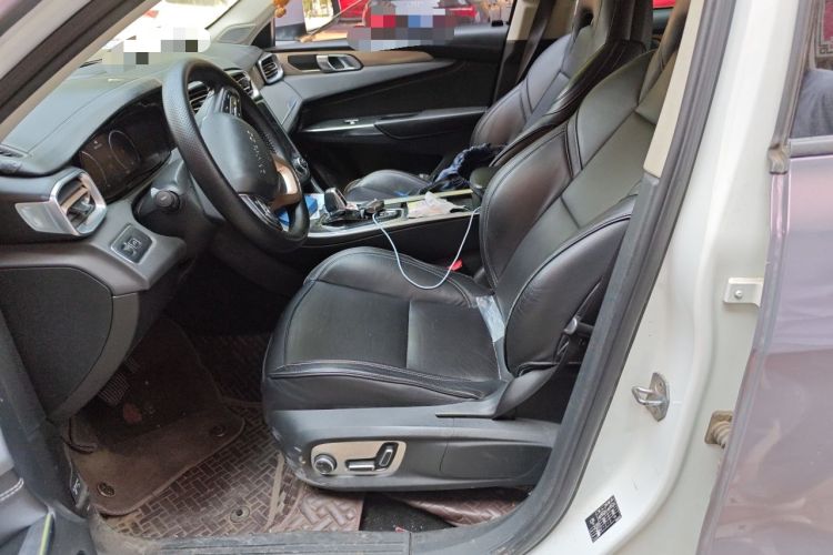 Used Lynk & Co 01 2017 2.0T Two-Wheel Drive Pro Edition Left Front Seat