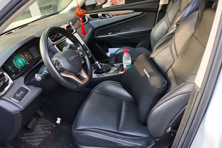 Used Lynk & Co 01 2017 2.0T Two-Wheel Drive Pro Edition Left Front Seat