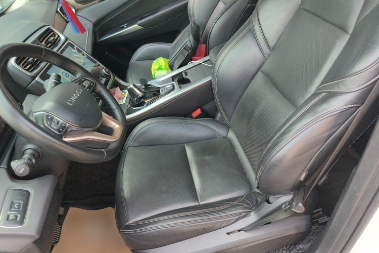 Used Lynk & Co 01 2017 2.0T Two-Wheel Drive Pro Edition Left Front Seat