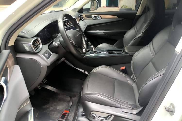 Used Lynk & Co 01 2017 2.0T Two-Wheel Drive Pro Edition Left Front Seat