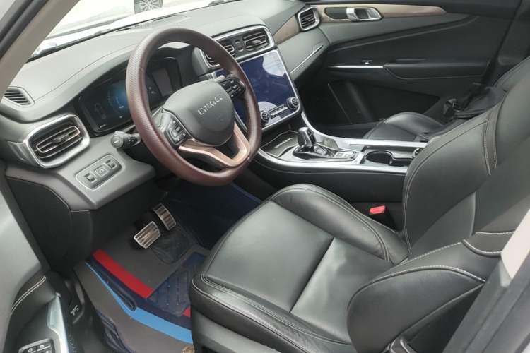 Used Lynk & Co 01 2017 2.0T Two-Wheel-Drive Version Left Front Seat