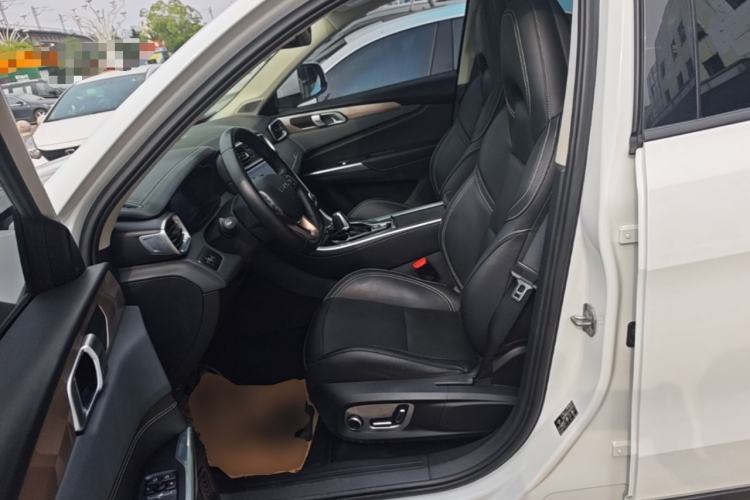 Used Lynk & Co 01 2017 2.0T Two-Wheel Drive Pro Edition Left Front Seat