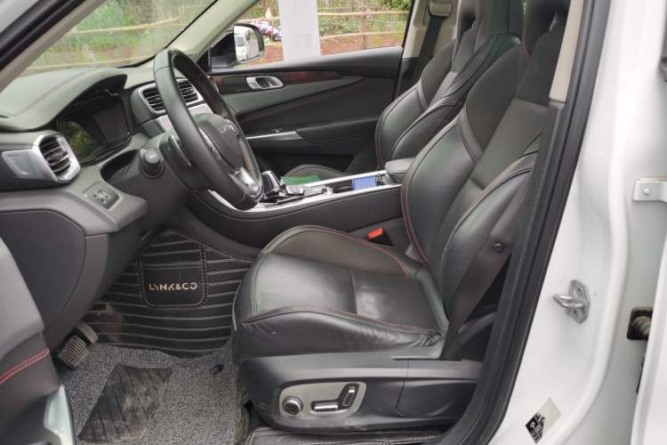 Used Lynk & Co 01 2017 2.0T Four-Wheel Drive Pro Edition Left Front Seat