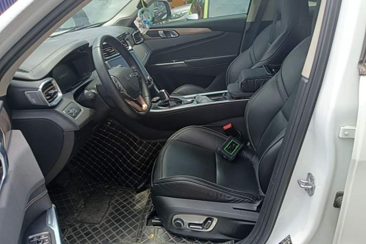 Used Lynk & Co 01 2017 2.0T Two-Wheel Drive Pro Edition Left Front Seat