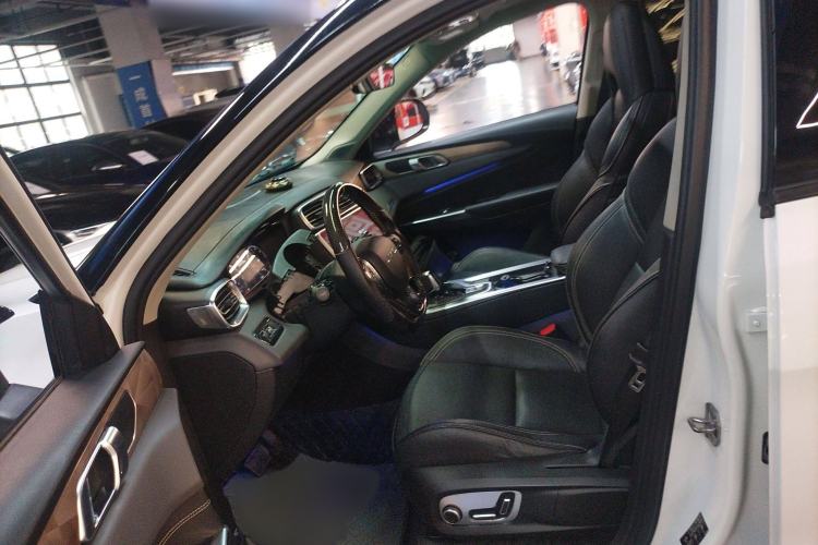 Used Lynk & Co 01 2017 2.0T Two-Wheel Drive Pro Edition Left Front Seat