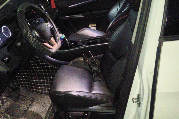 Used Lynk & Co 01 2017 2.0T Two-Wheel Drive Pro Edition Left Front Seat