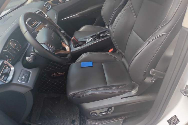 Used Lynk & Co 01 2017 2.0T Two-Wheel Drive Pro Edition Left Front Seat