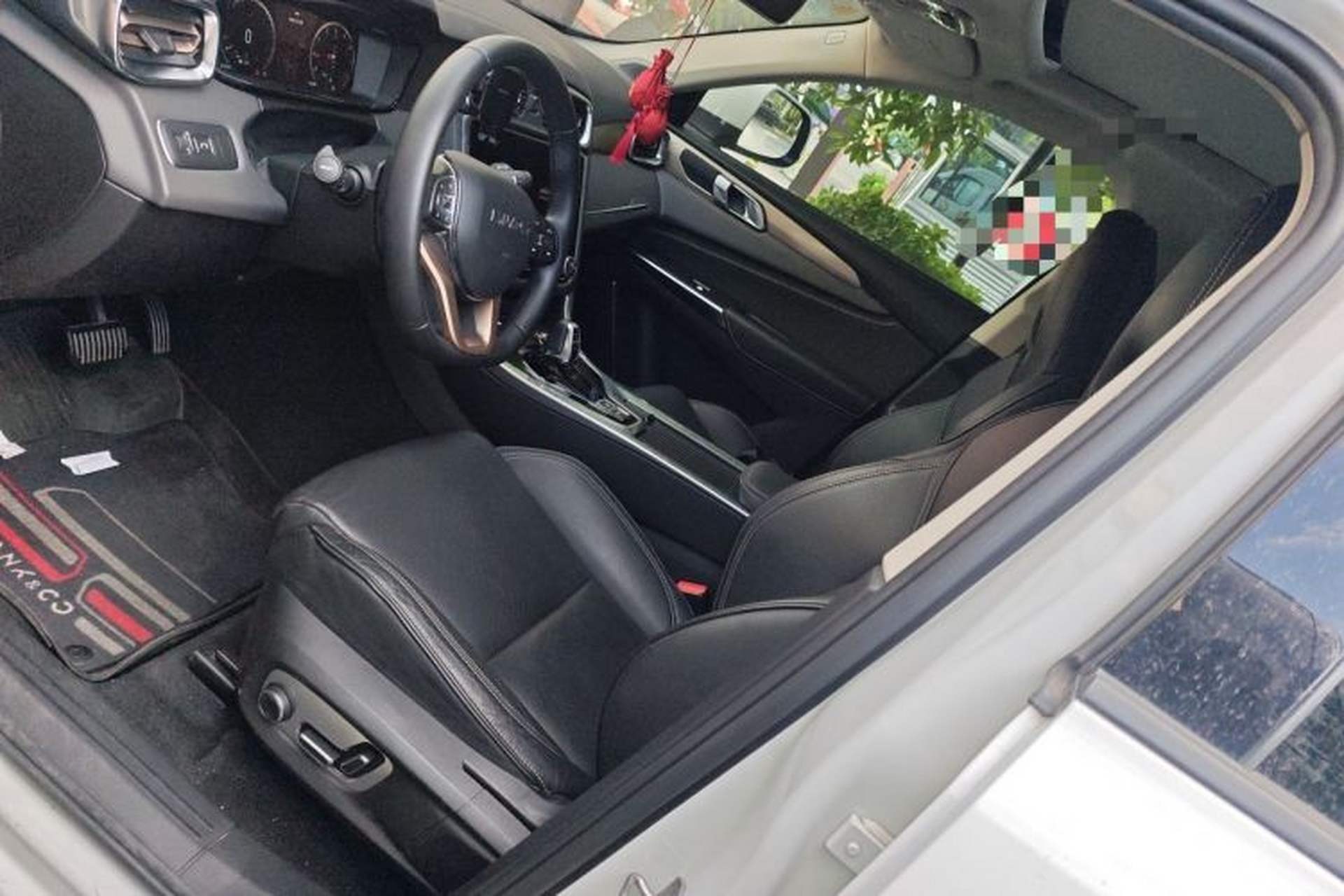 Used Lynk & Co 01 2017 2.0T Two-Wheel Drive Pro Edition Left Front Seat