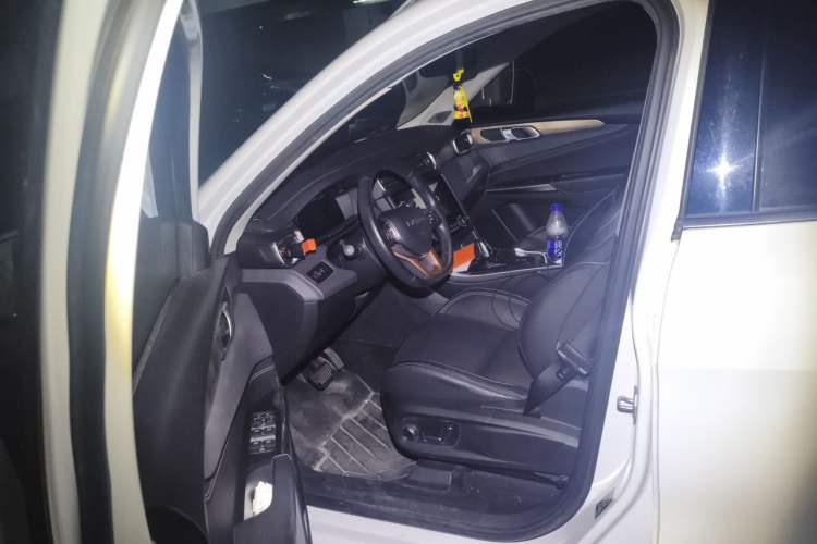 Used Lynk & Co 01 2017 2.0T Two-Wheel Drive Pro Edition Left Front Seat