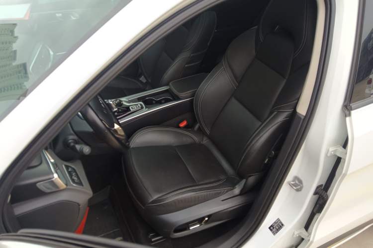 Used Lynk & Co 01 2017 2.0T Two-Wheel-Drive Version Left Front Seat
