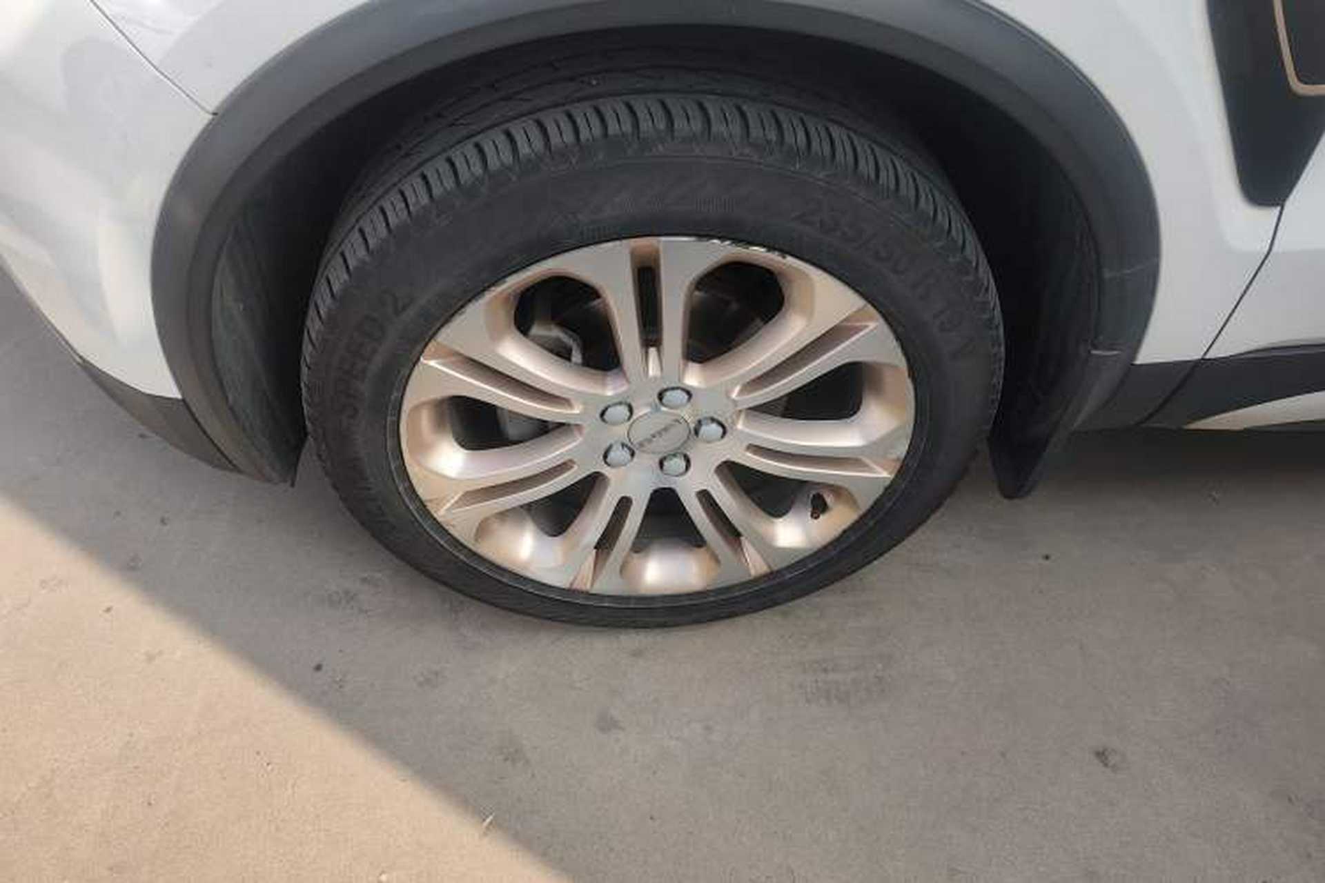Used Lynk & Co 01 2017 2.0T Two-Wheel Drive Pro Edition Left Front Wheel Hub
