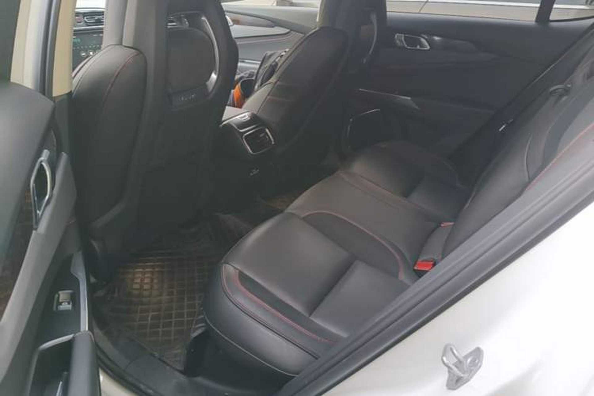 Used Lynk & Co 01 2017 2.0T Four-Wheel Drive Pro Edition Left Rear Seat