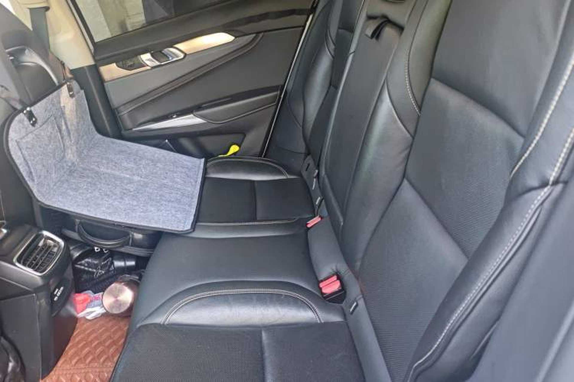 Used Lynk & Co 01 2017 2.0T Two-Wheel Drive Pro Edition Left Rear Seat