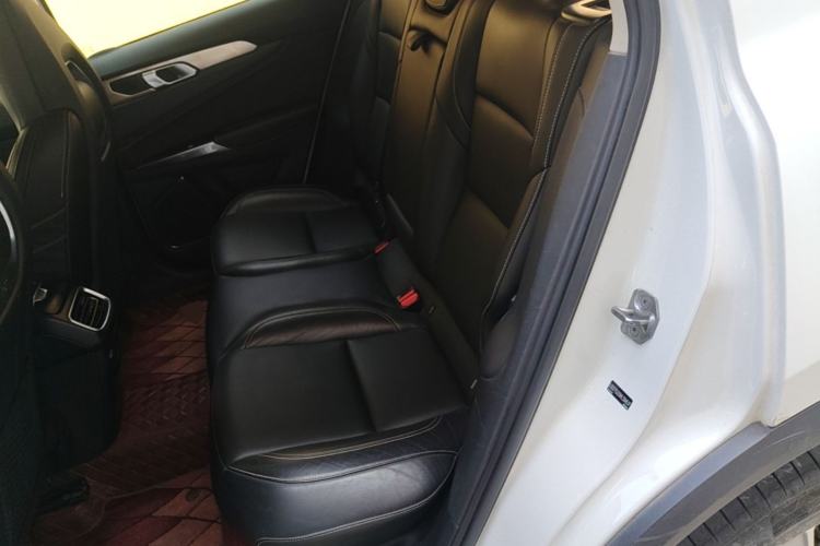 Used Lynk & Co 01 2017 2.0T Two-Wheel-Drive Version Left Rear Seat