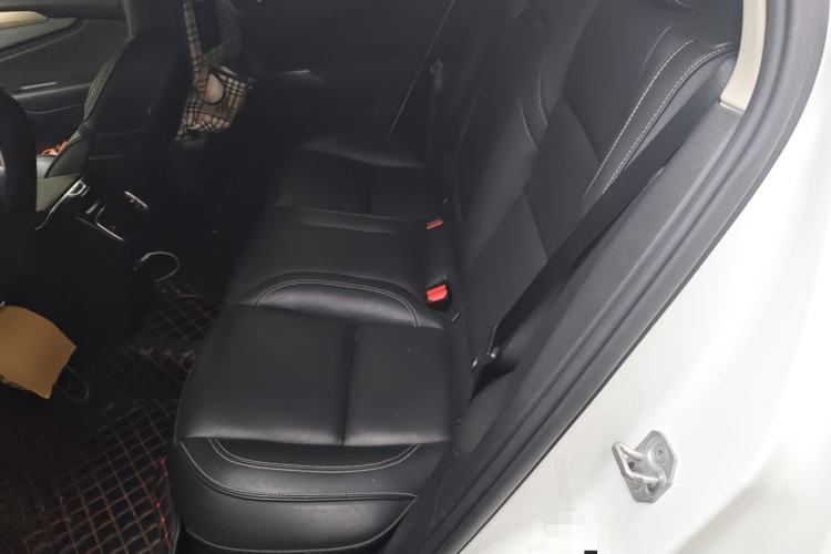 Used Lynk & Co 01 2017 2.0T Two-Wheel Drive Pro Edition Left Rear Seat
