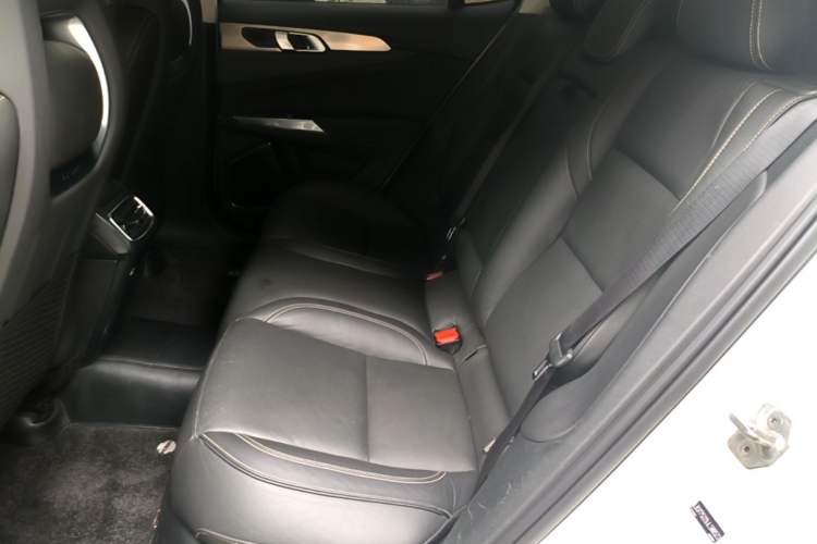 Used Lynk & Co 01 2017 2.0T Two-Wheel Drive Pro Edition Left Rear Seat
