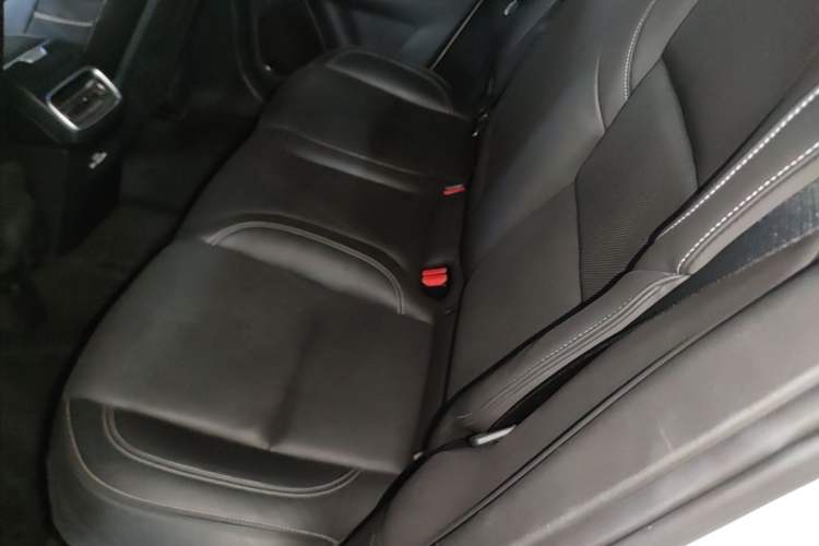 Used Lynk & Co 01 2017 2.0T Two-Wheel Drive Pro Edition Left Rear Seat