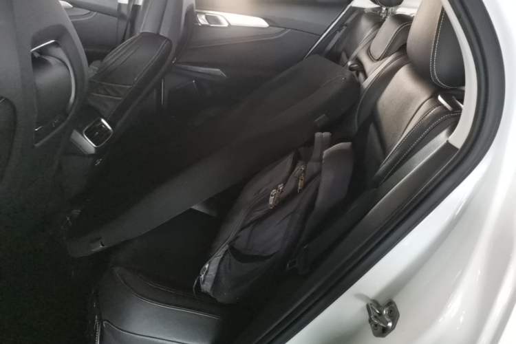 Used Lynk & Co 01 2017 2.0T Two-Wheel Drive Pro Edition Left Rear Seat