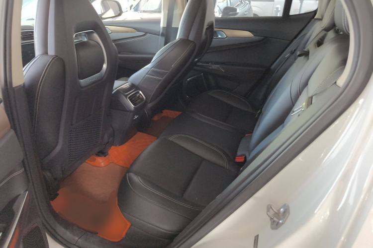 Used Lynk & Co 01 2017 2.0T Two-Wheel-Drive Version Left Rear Seat