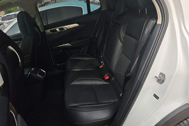 Used Lynk & Co 01 2017 2.0T Two-Wheel Drive Pro Edition Left Rear Seat