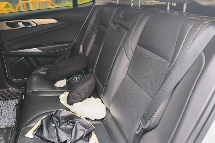 Used Lynk & Co 01 2017 2.0T Two-Wheel Drive Pro Edition Left Rear Seat