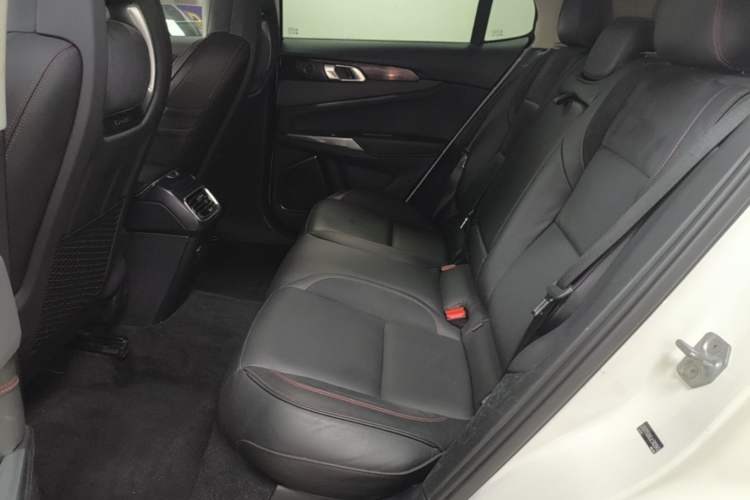 Used Lynk & Co 01 2017 2.0T Four-Wheel Drive Pro Edition Left Rear Seat