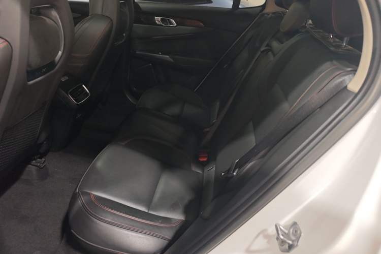 Used Lynk & Co 01 2017 2.0T Four-Wheel Drive Pro Edition Left Rear Seat