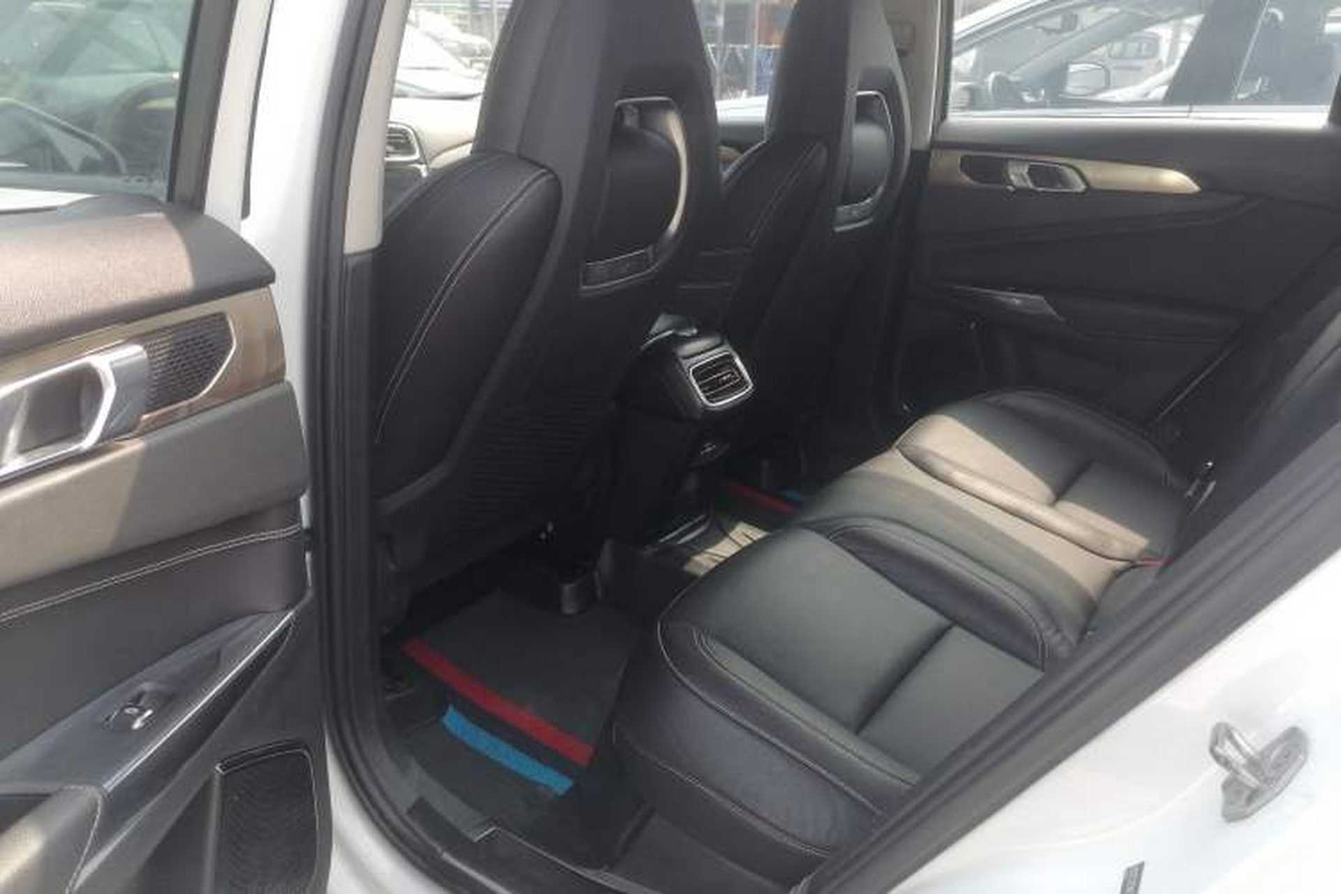 Used Lynk & Co 01 2017 2.0T Two-Wheel-Drive Version Left Rear Seat