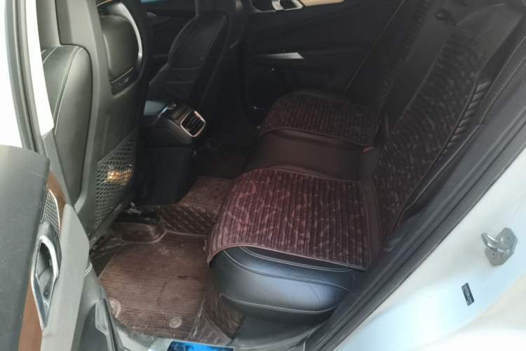 Used Lynk & Co 01 2017 2.0T Two-Wheel-Drive Version Left Rear Seat