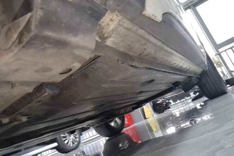 Used Lynk & Co 01 2017 2.0T Two-Wheel Drive Pro Edition Left Side Sill