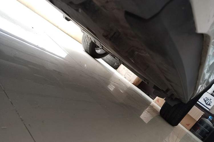 Used Lynk & Co 01 2017 2.0T Four-Wheel Drive Pro Edition Left Side Sill