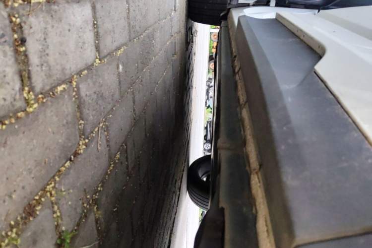 Used Lynk & Co 01 2017 2.0T Four-Wheel Drive Pro Edition Left Side Sill