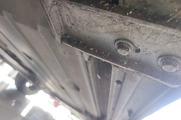 Used Lynk & Co 01 2017 2.0T Four-Wheel Drive Pro Edition Left Side Sill