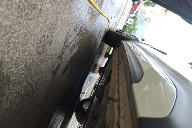 Used Lynk & Co 01 2017 2.0T Two-Wheel Drive Pro Edition Left Side Sill